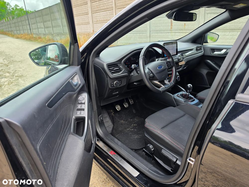 Ford Focus 1.0 EcoBoost STart-Stopp-System ST-LINE X - 7