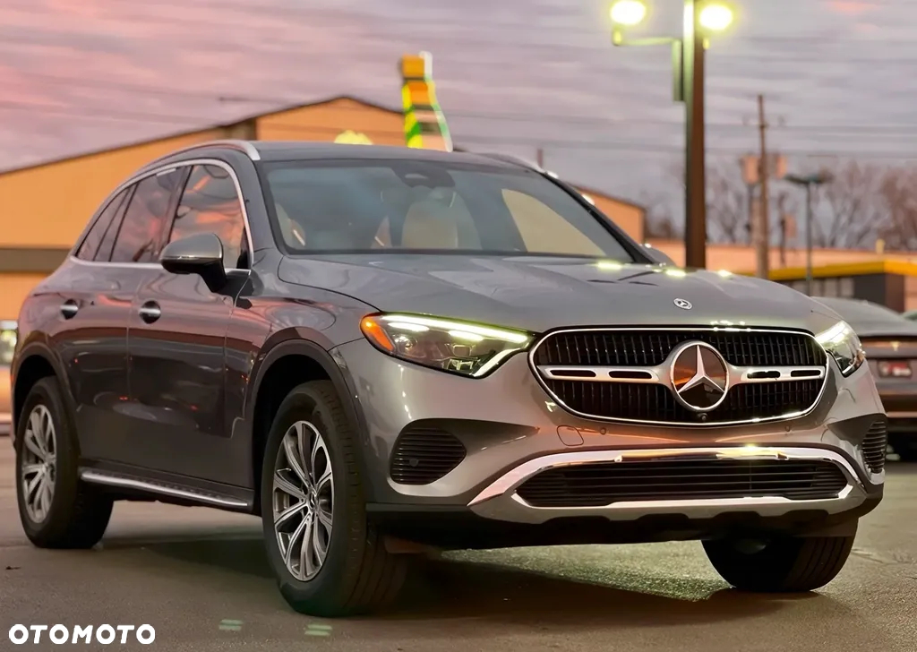 Mercedes-Benz GLC 300 4Matic 9G-TRONIC Exclusive