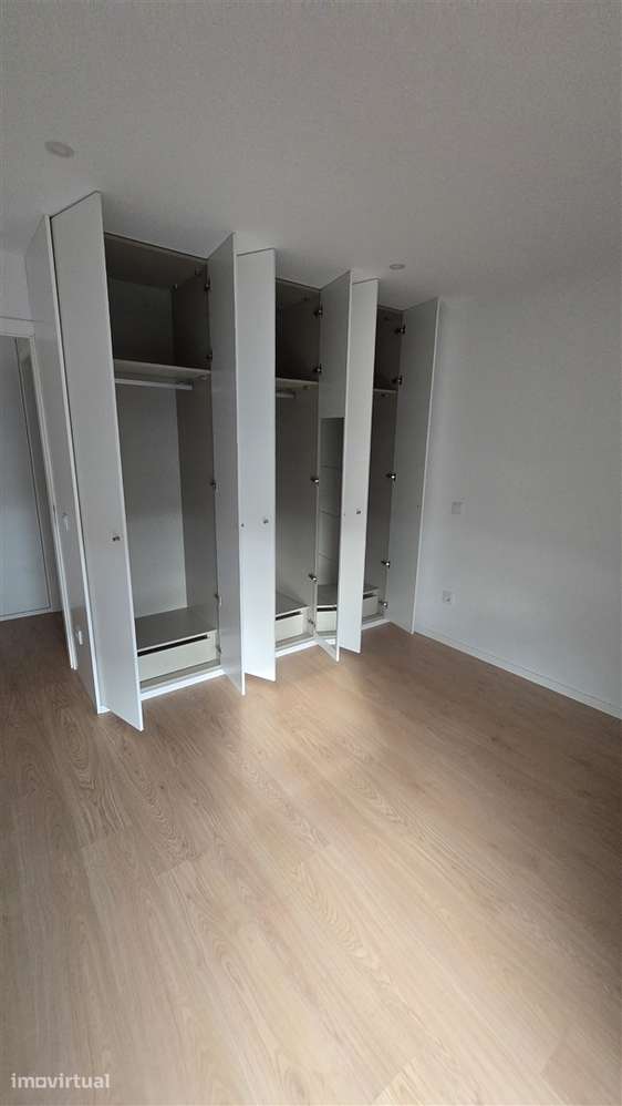 ARRENDAMENTO - Apartamento T2 em Serzedelo - Grande imagem: 5/12