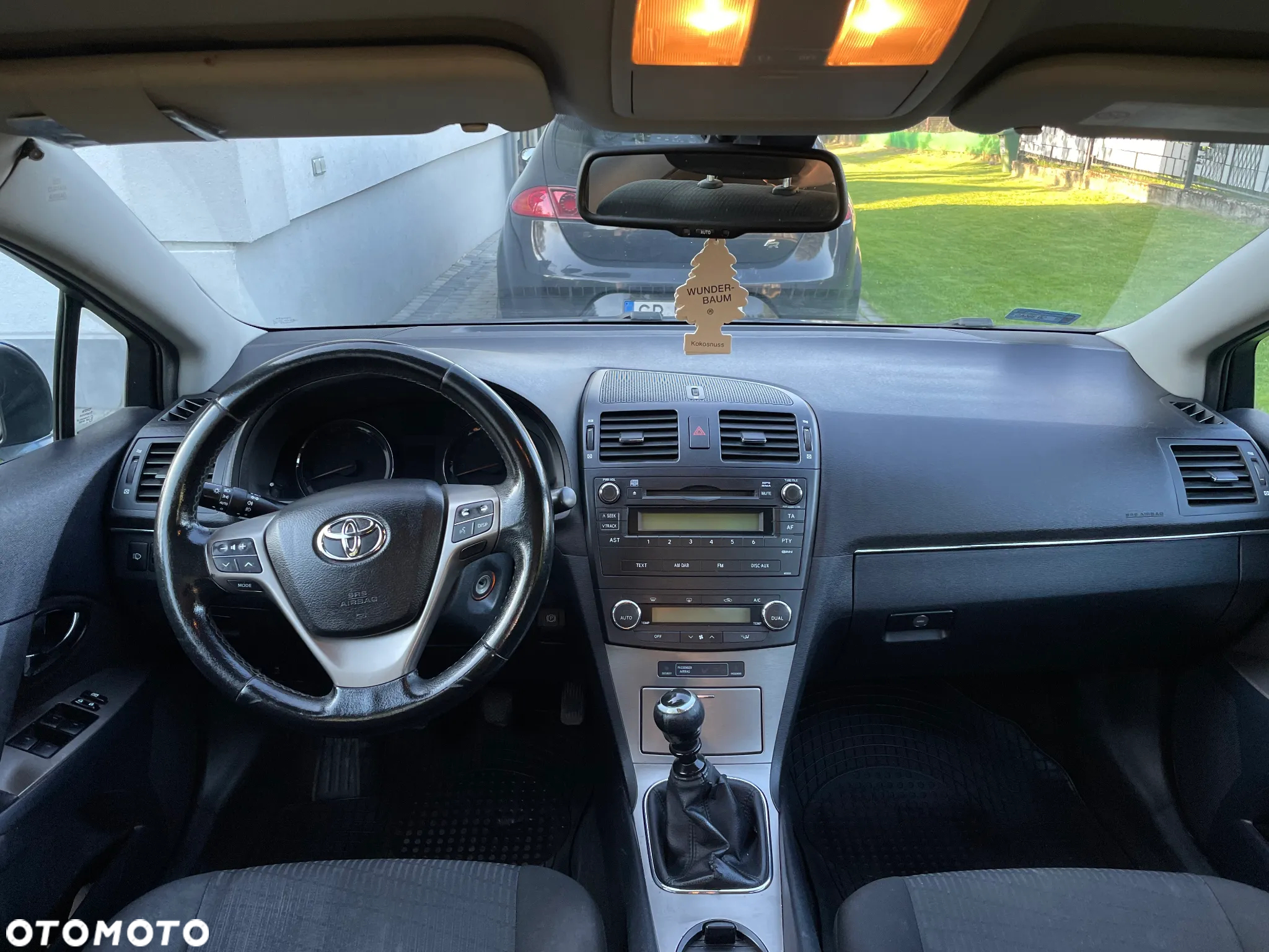 Toyota Avensis 2.0 D-4D Premium - 7