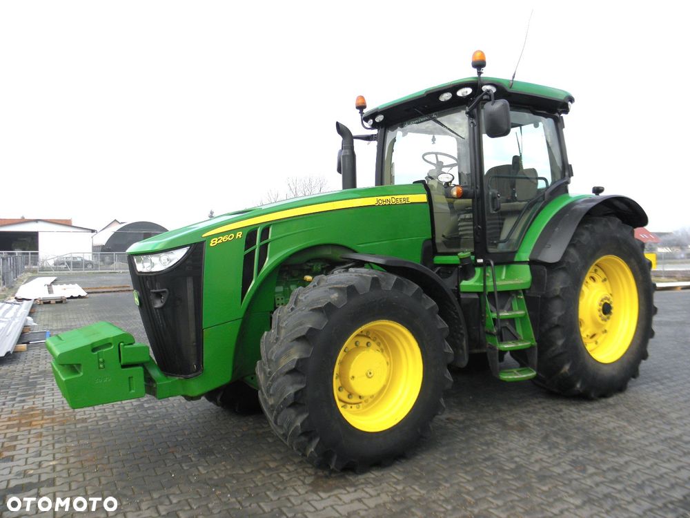 John Deere 8260R 2014 Rok, Skrzynia POWERSHIFT ,9200 mtg, Nie Malowany, Stan Idealny