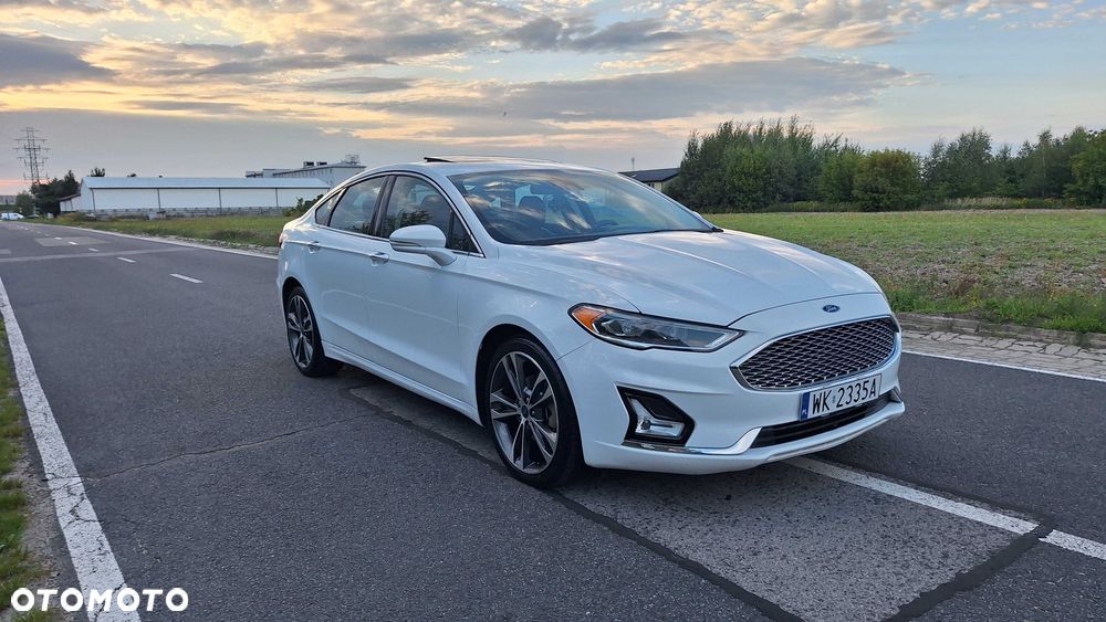Ford Fusion - 1