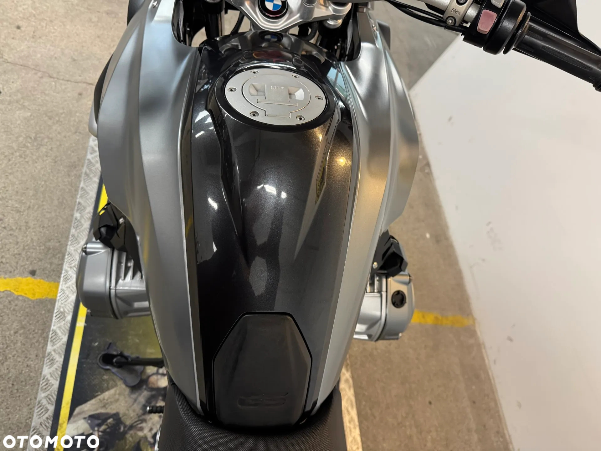 BMW R - 28
