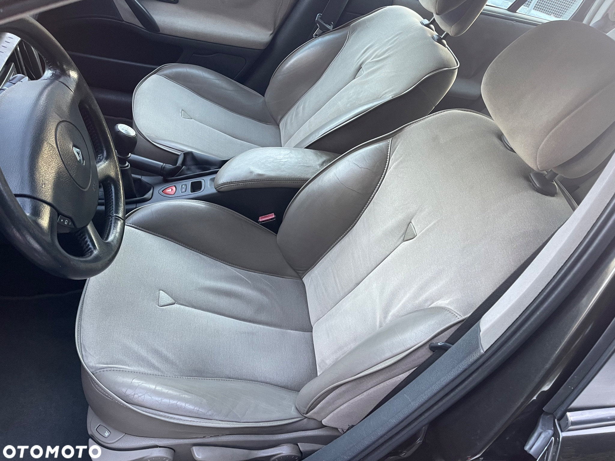 Renault Laguna II 1.9 dCi Expression - 11
