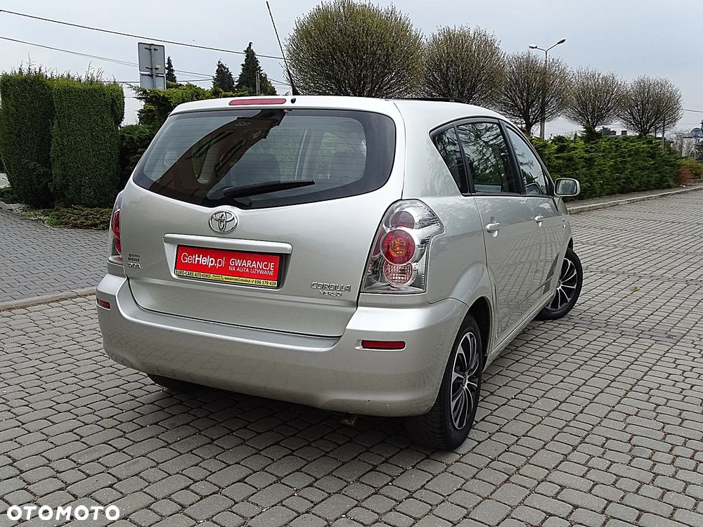 Toyota Corolla Verso 1.8 Prestige 7os - 24