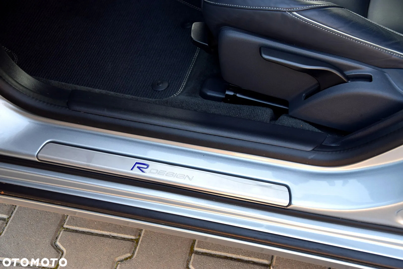 Volvo V60 D5 AWD R-Design Summum - 20