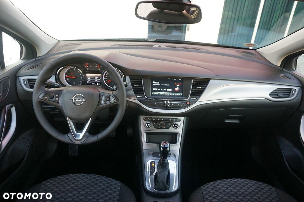 Opel Astra V 1.4 T Enjoy S&S - 18