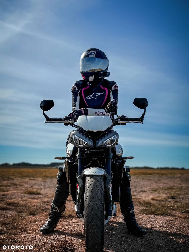 Triumph Street Triple - 9