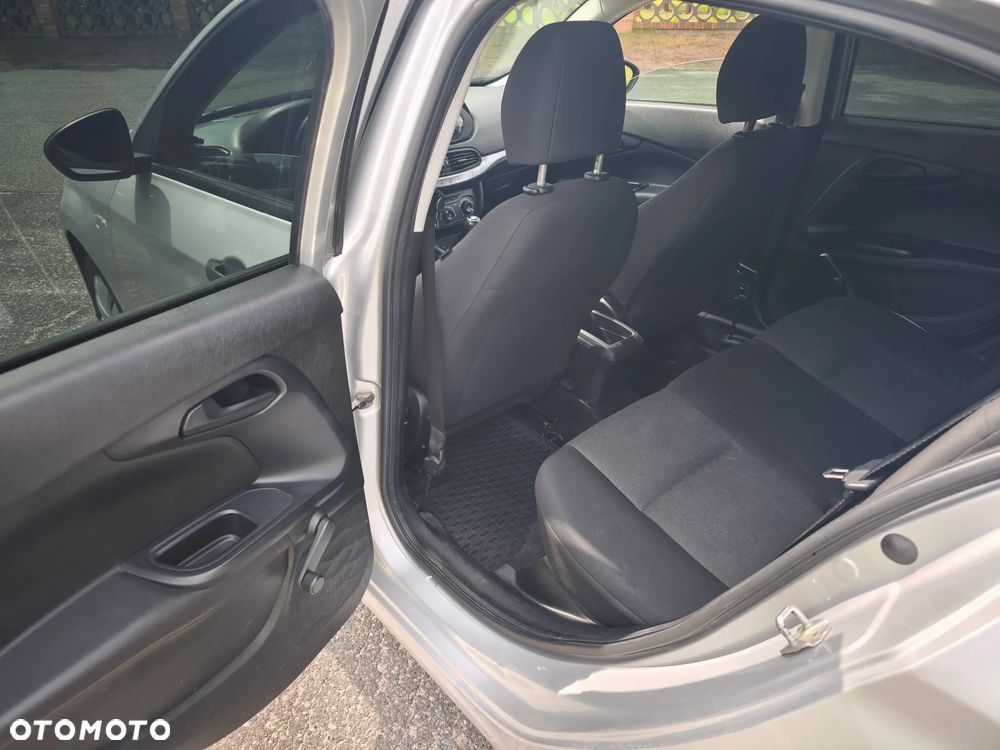 Fiat Tipo 1.4 16v Easy - 11
