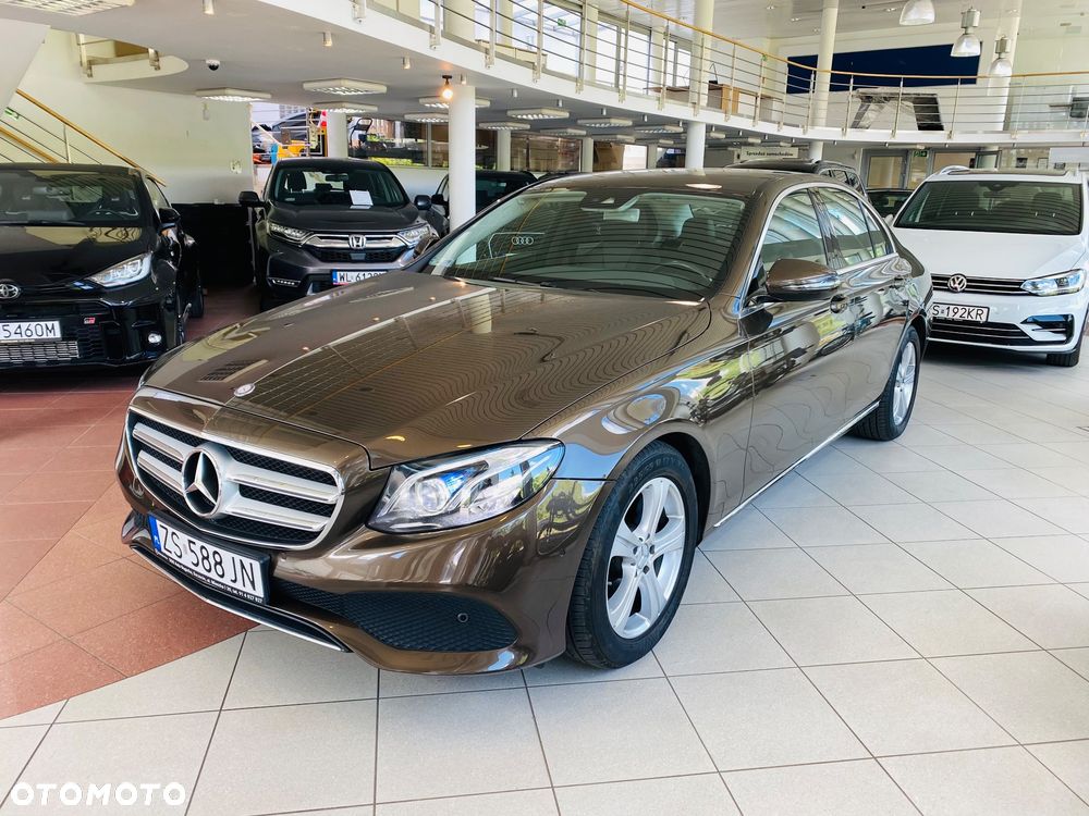 Mercedes-Benz Klasa E 220 d 9G-TRONIC - 5