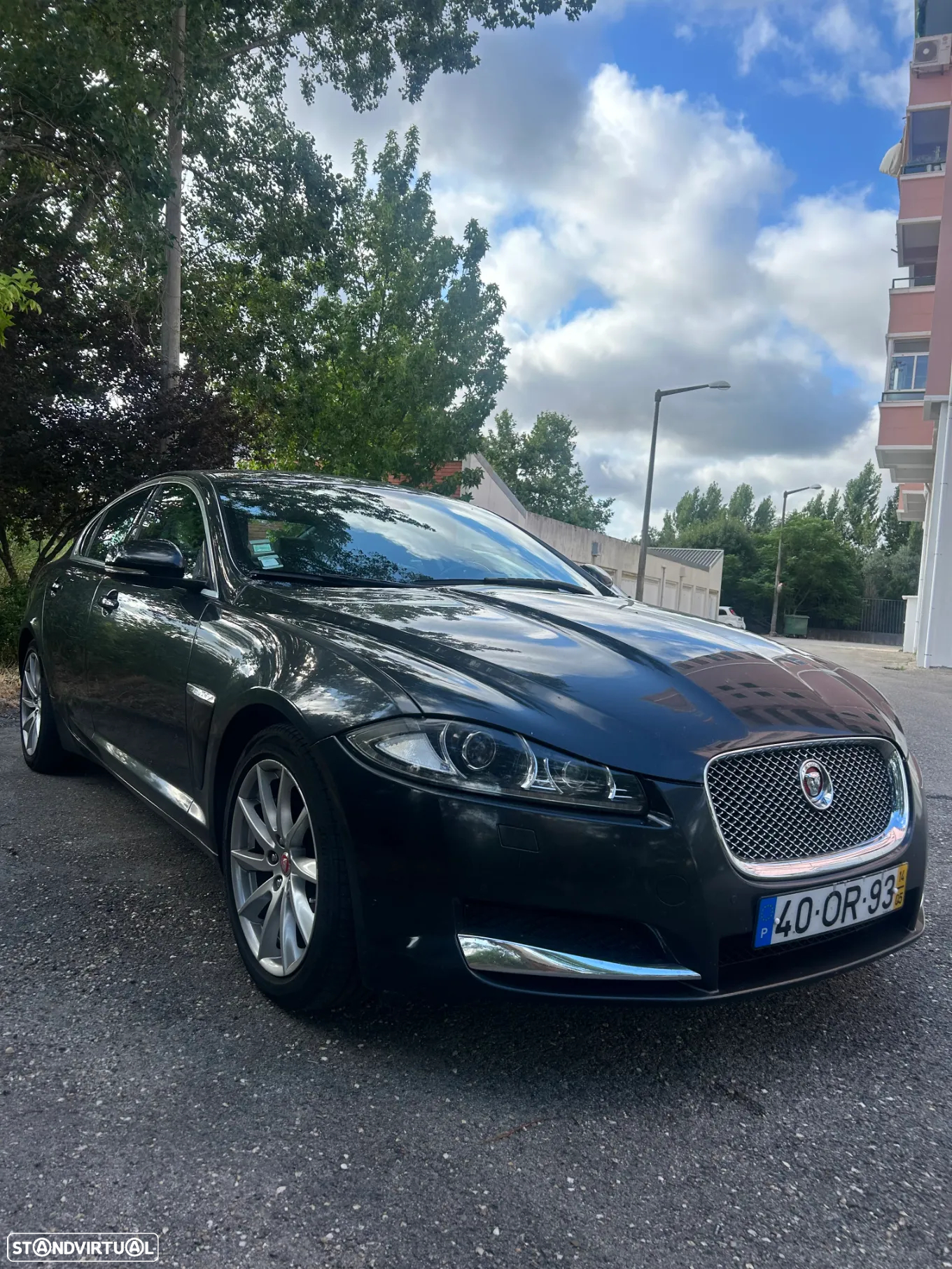 Jaguar XF - 3