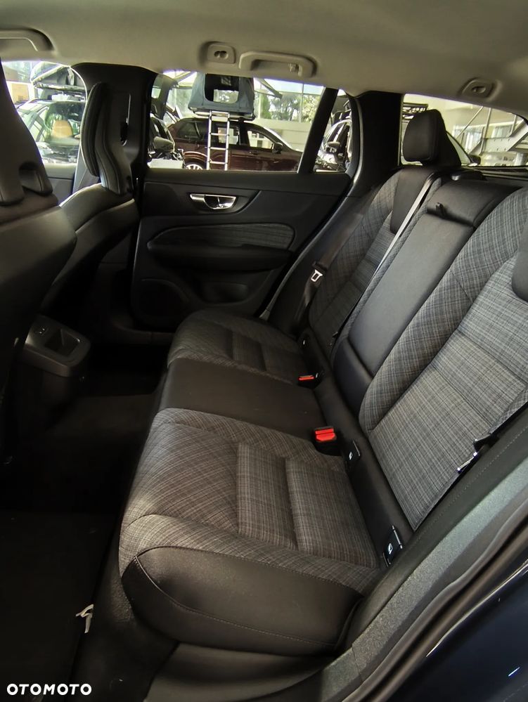 Volvo V60 B4 B Core - 9