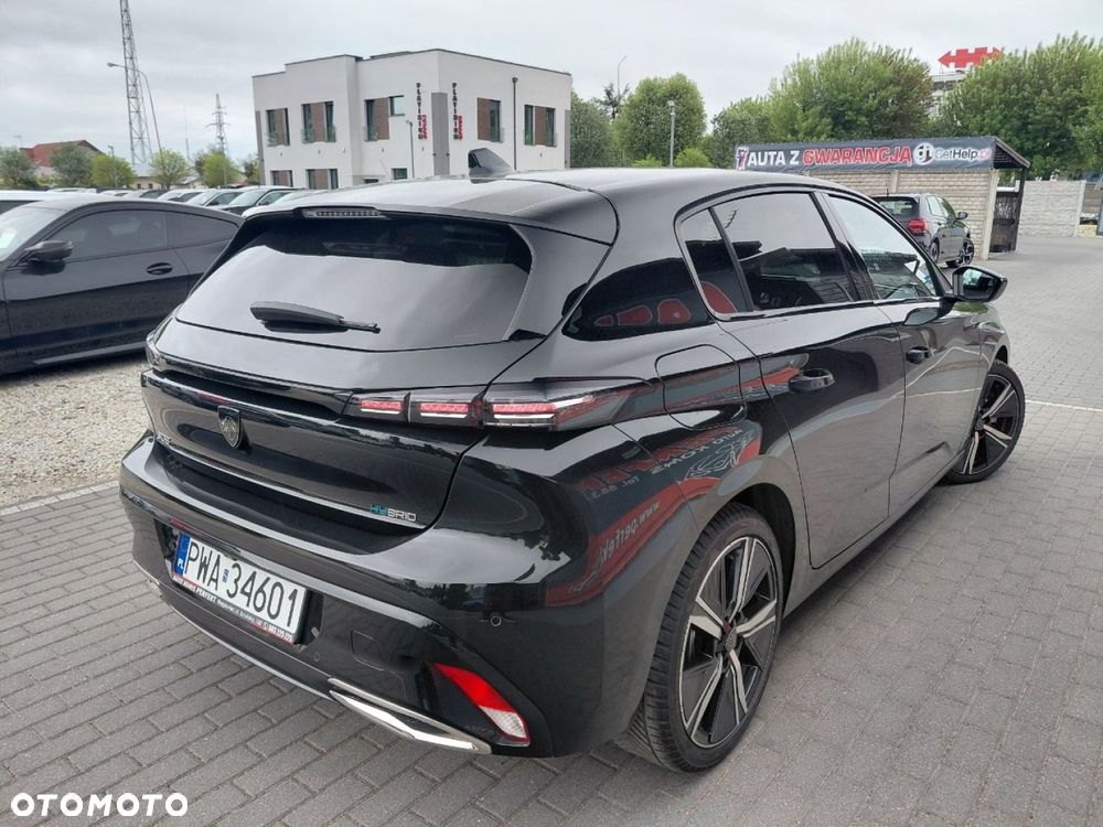 Peugeot 308 - 8
