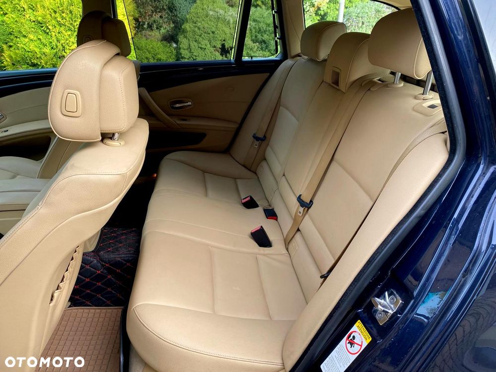 BMW Seria 5 520i Edition Exclusive - 39