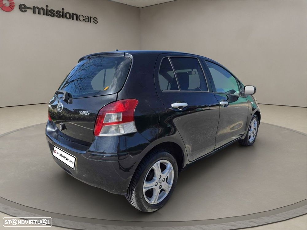 Toyota Yaris 1.4 D-4D AC - 4
