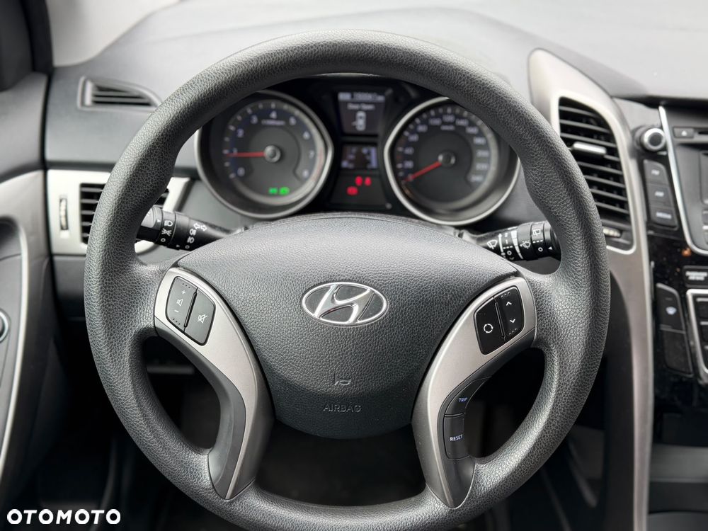 Hyundai i30 1.4 Trend - 15