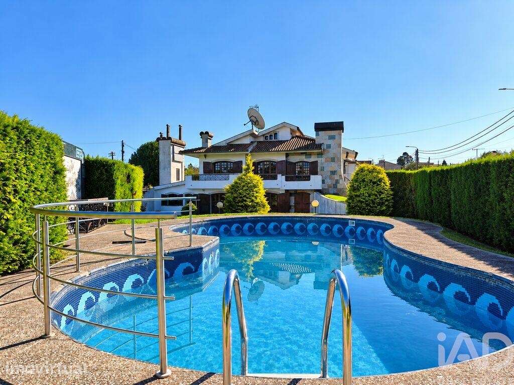 Casa / Villa T4 em Alvarães de 321 m2 - Grande imagem: 3/40