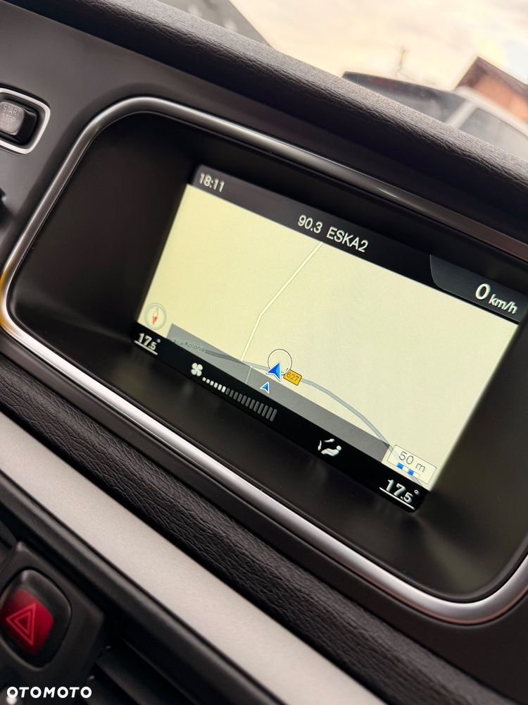 Volvo V40 - 26