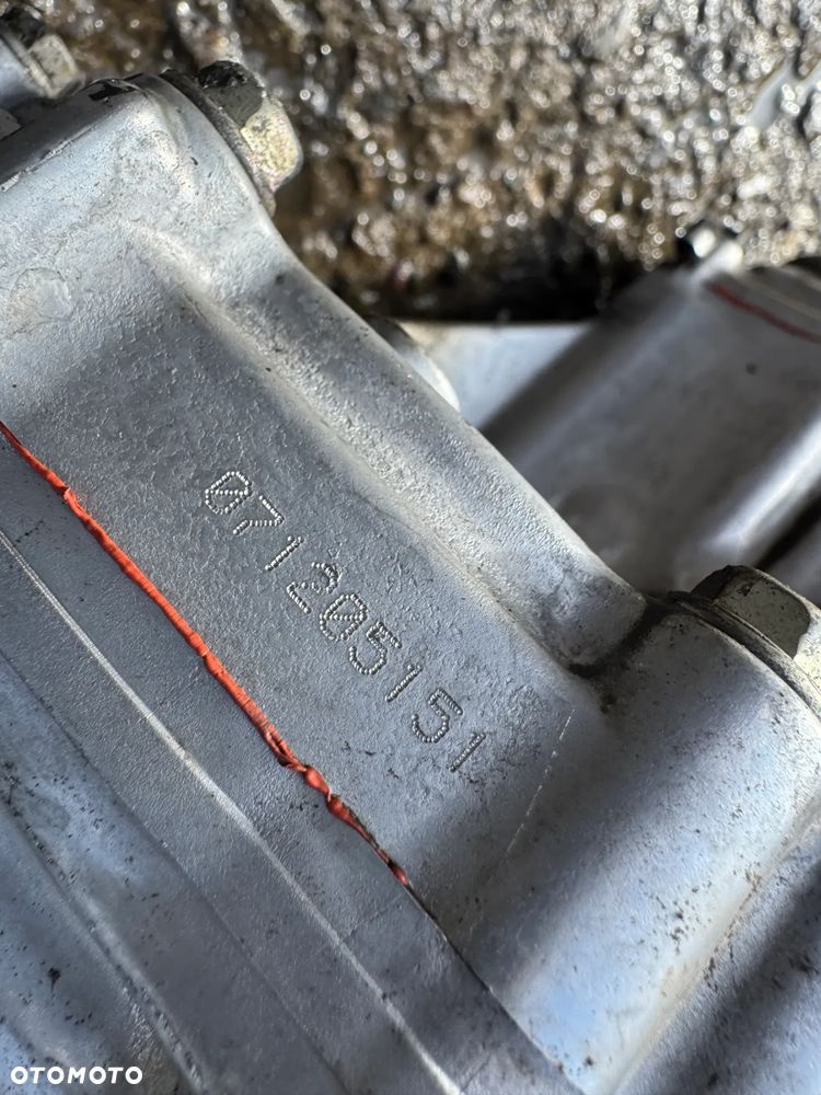 Skrzynia biegów Yaris II 1.4 D4D OE - 5