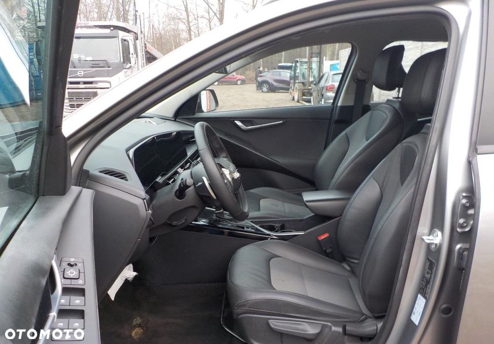 Kia Niro - 32