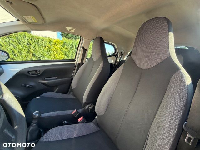 Toyota Aygo 1.0 VVT-i Sprint EU6 - 12