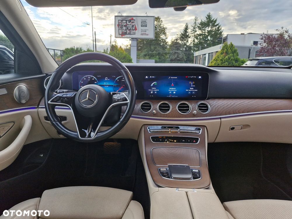 Mercedes-Benz Klasa E 220 d 4-Matic Avantgarde - 18