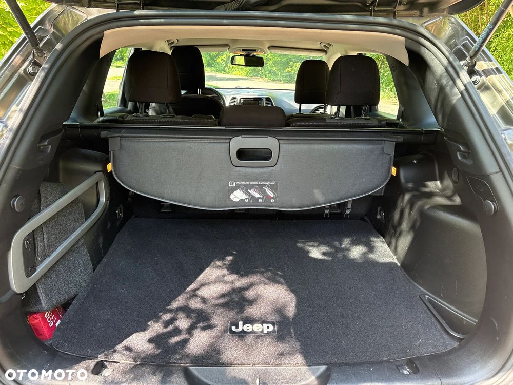Jeep Cherokee 2.0 MJD Active Drive I Longitude - 39