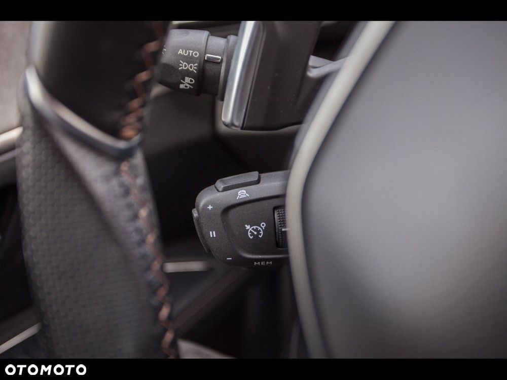 Peugeot 5008 1.2 PureTech GT S&S EAT8 - 26