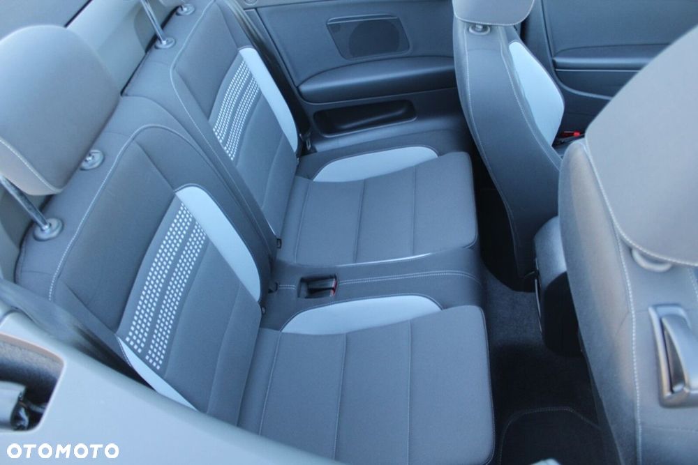 Volkswagen Golf - 11