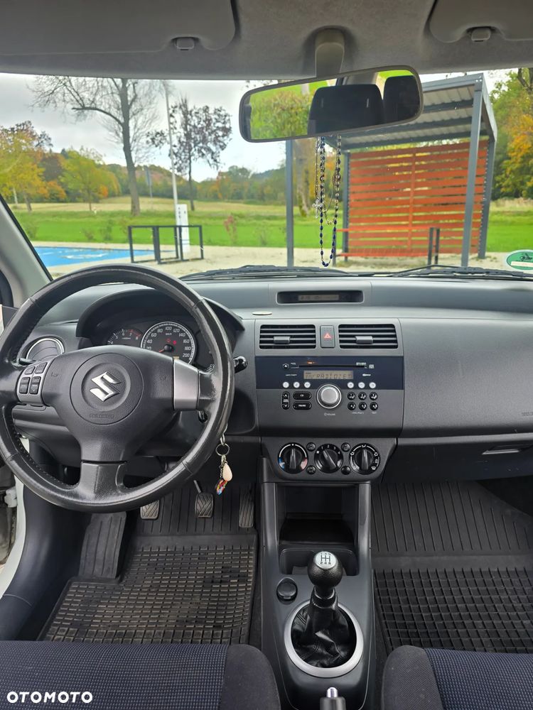 Suzuki Swift 1.3 Comfort - 17