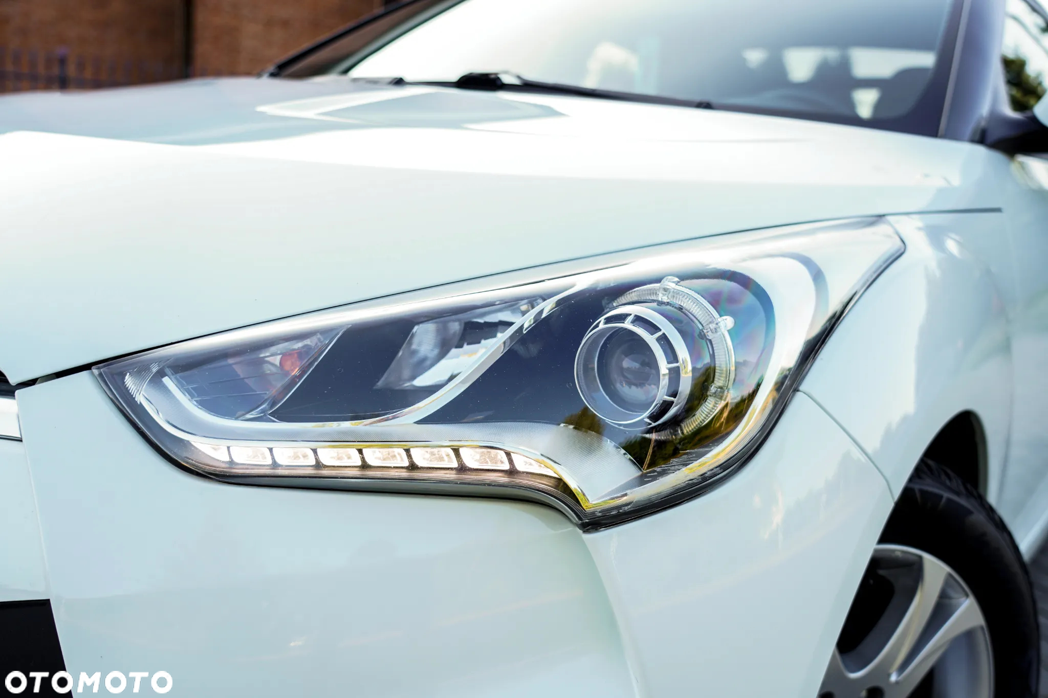 Hyundai Veloster 1.6 blue Premium - 6