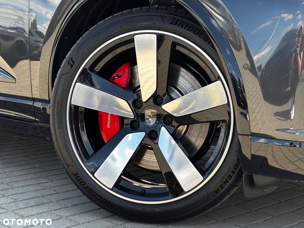 Porsche Macan - 12