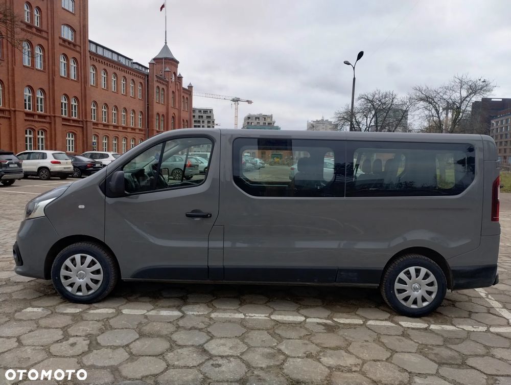 Renault Trafic - 2