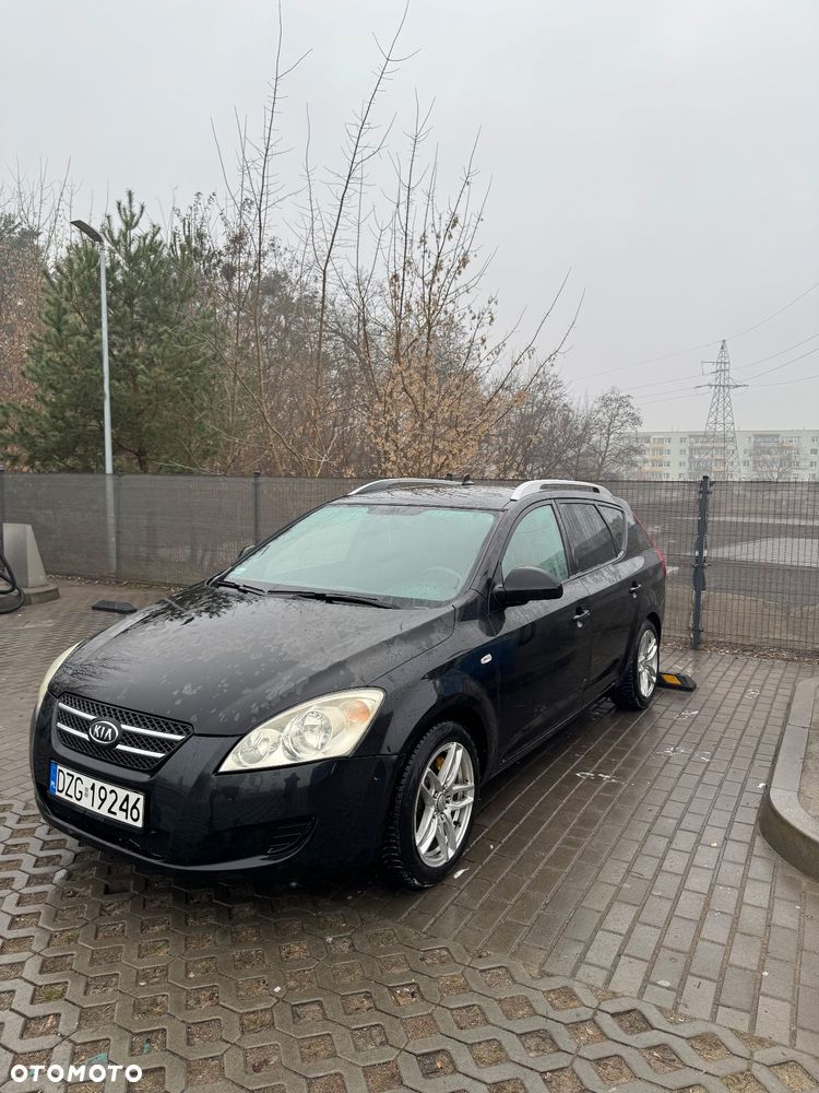 Kia Ceed 1.6 Crdi L - 1
