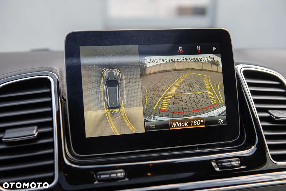 Mercedes-Benz GLE - 27