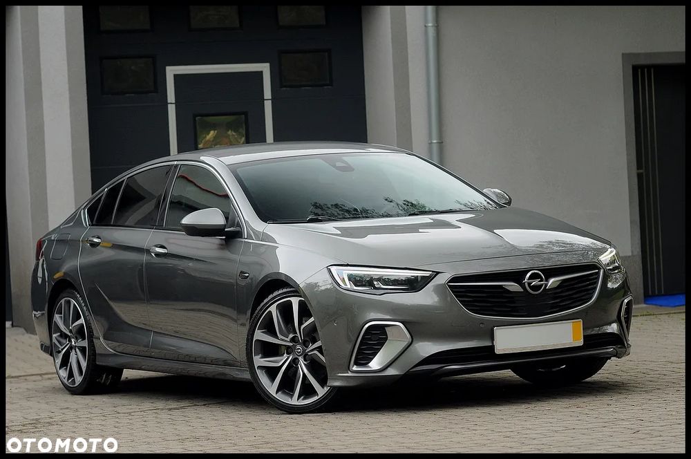 Opel Insignia 2.0 BiTurbo 4x4 GSI - 4