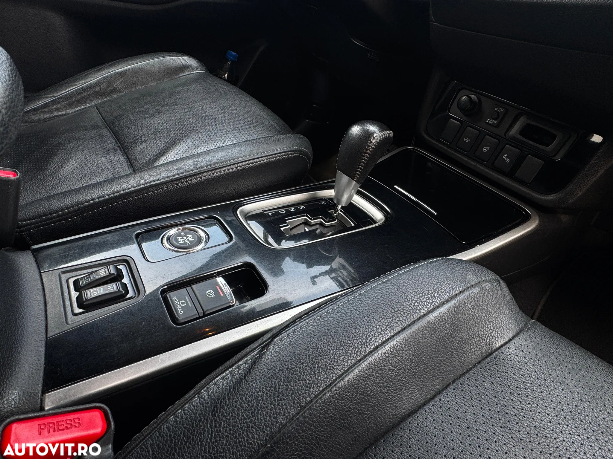 Mitsubishi Outlander 2.2 Litre DI-D AWD Intense Aut. - 15