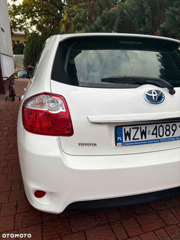 Toyota Auris - 13