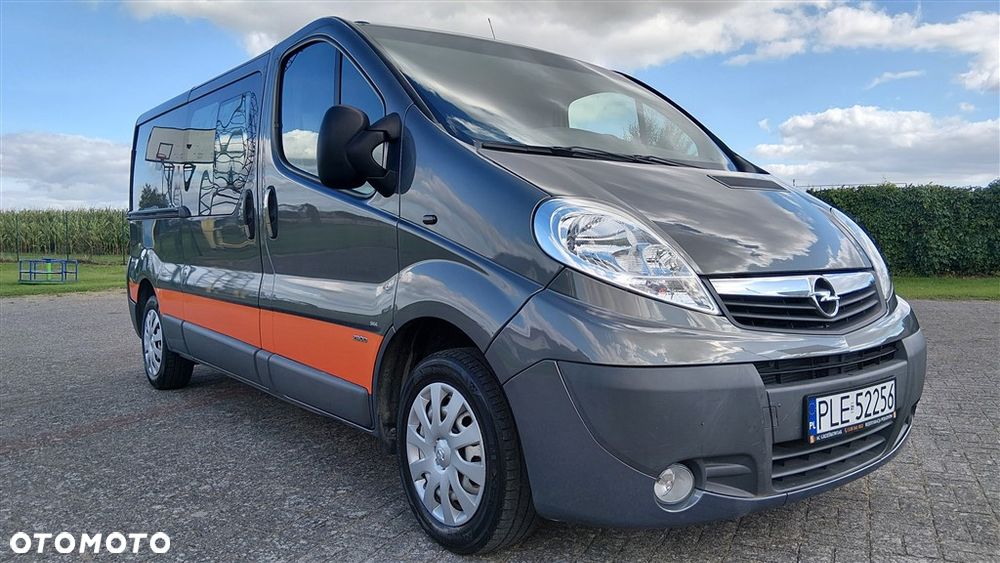 Opel Vivaro - 1