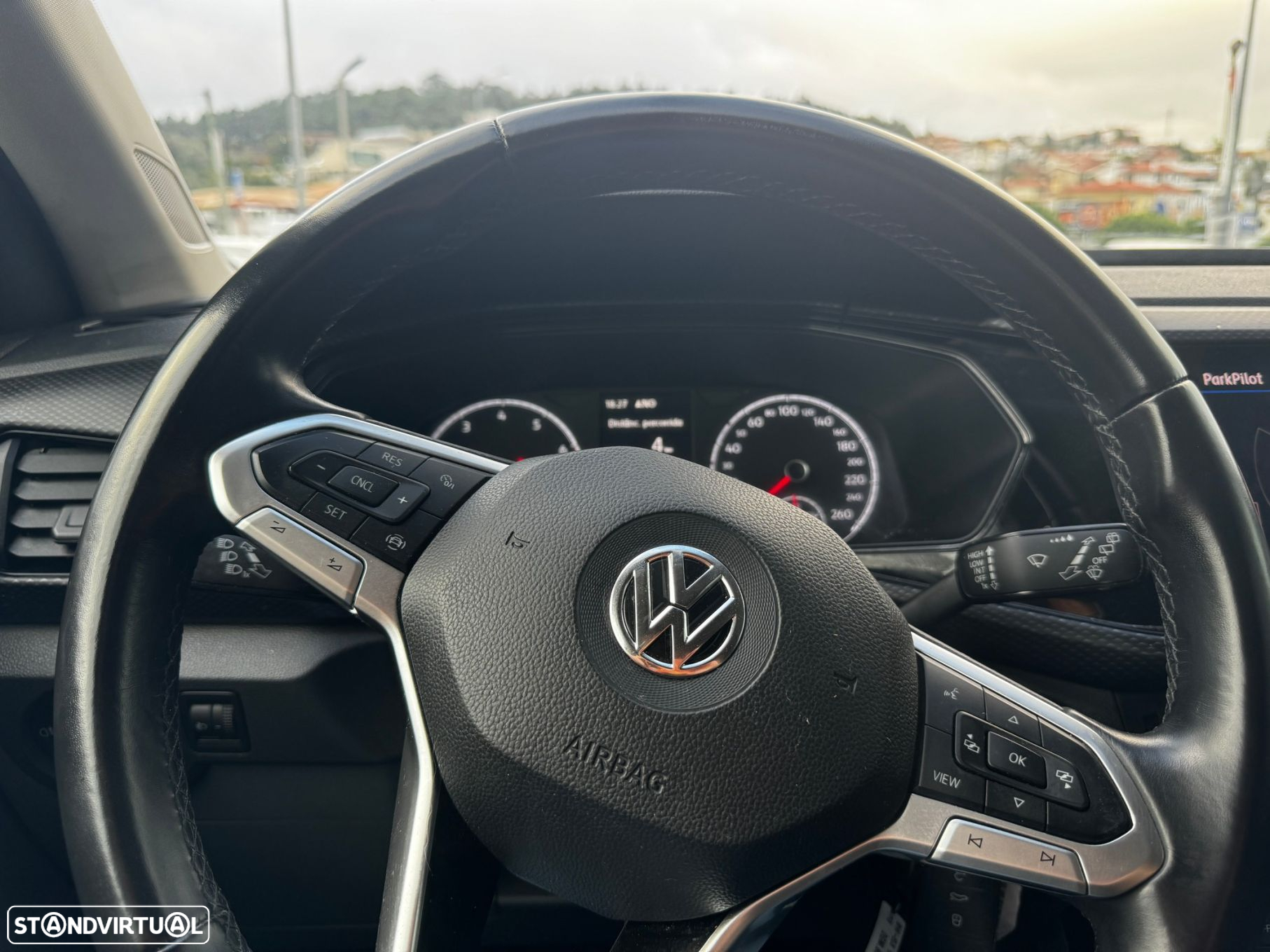 VW T-Cross 1.0 TSI - 10