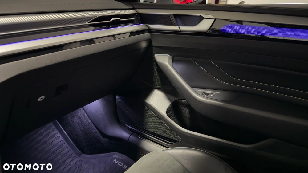 Volkswagen Arteon 2.0 TSI R-Line DSG - 11