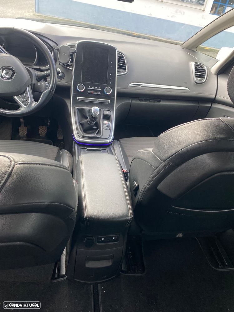 Renault Grand Scénic - 6