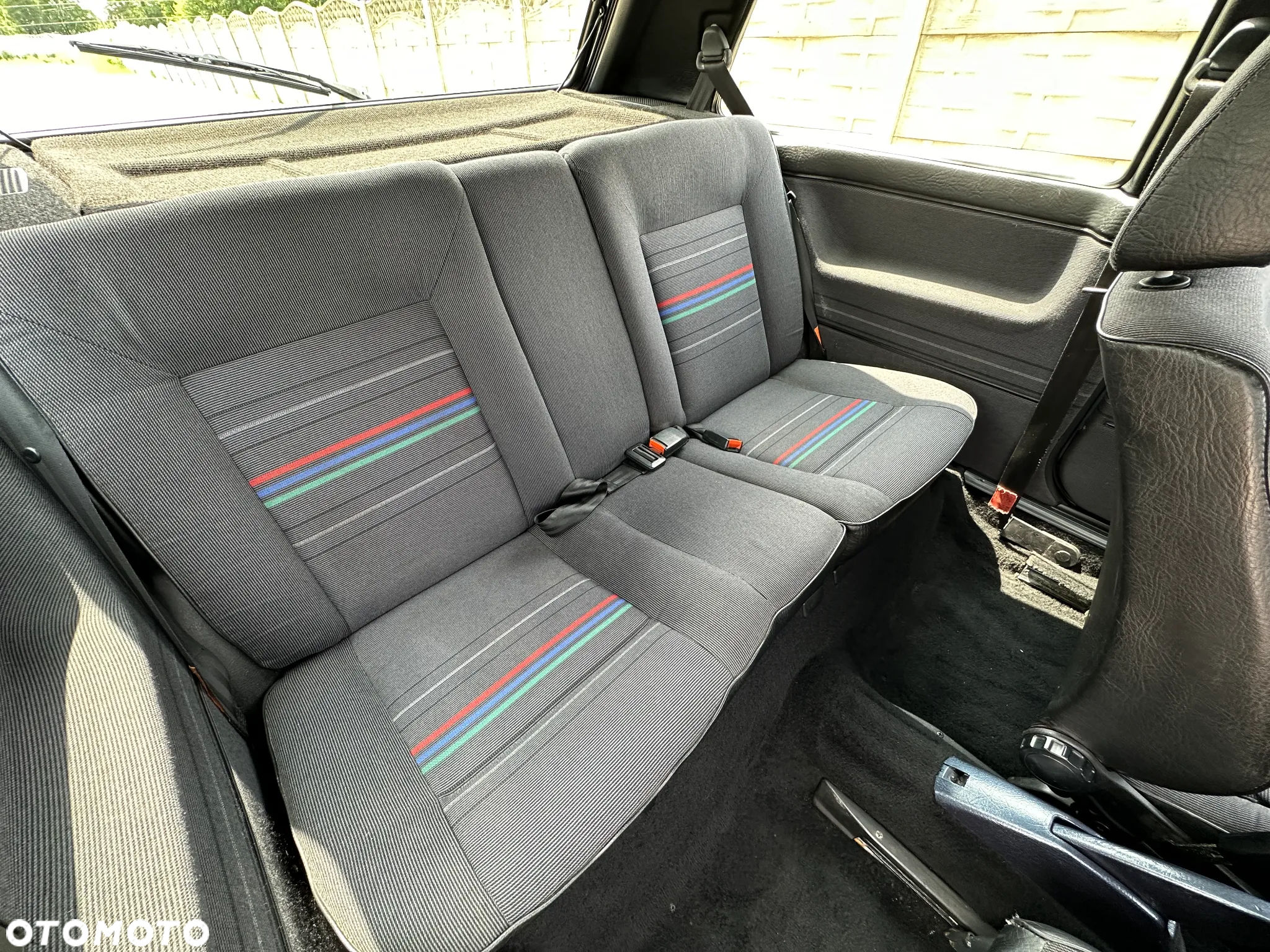 Volkswagen Golf 1.8 GTI 16V - 32