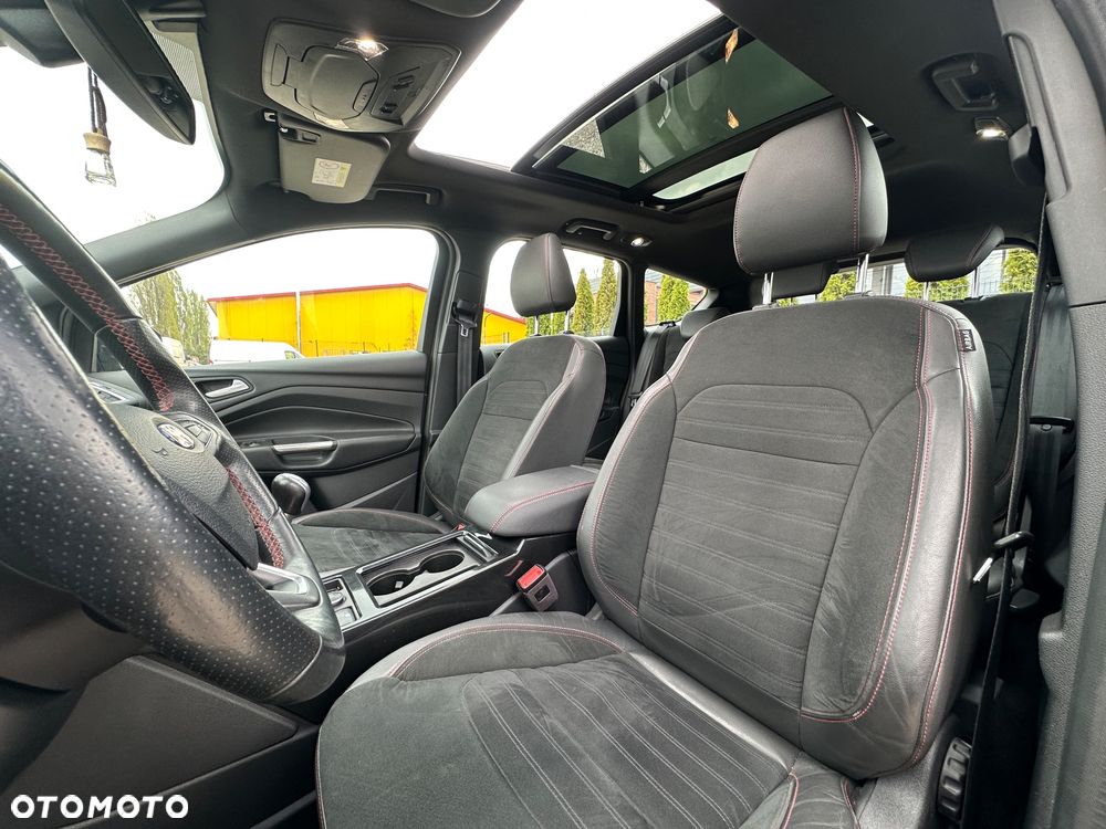 Ford Kuga 2.0 TDCi FWD ST-Line - 22