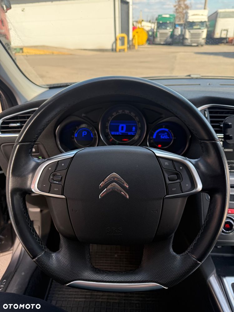 Citroën C4 PureTech 130 Stop & Start EAT6 Shine - 24