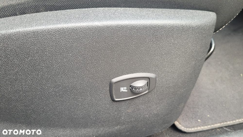Renault Megane dCi 110 FAP EDC Dynamique - 8
