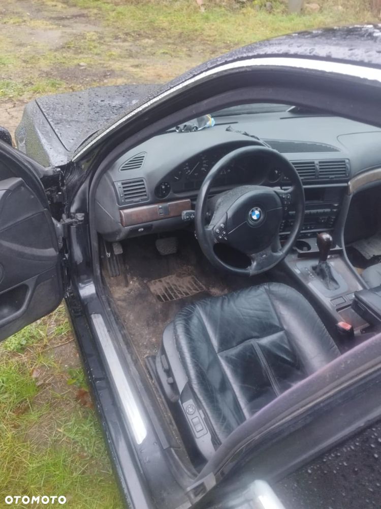 Wnętrze bmw e38 - 1