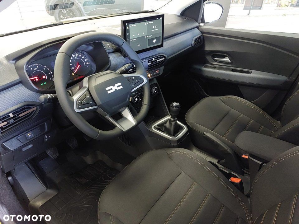 Dacia Sandero - 13