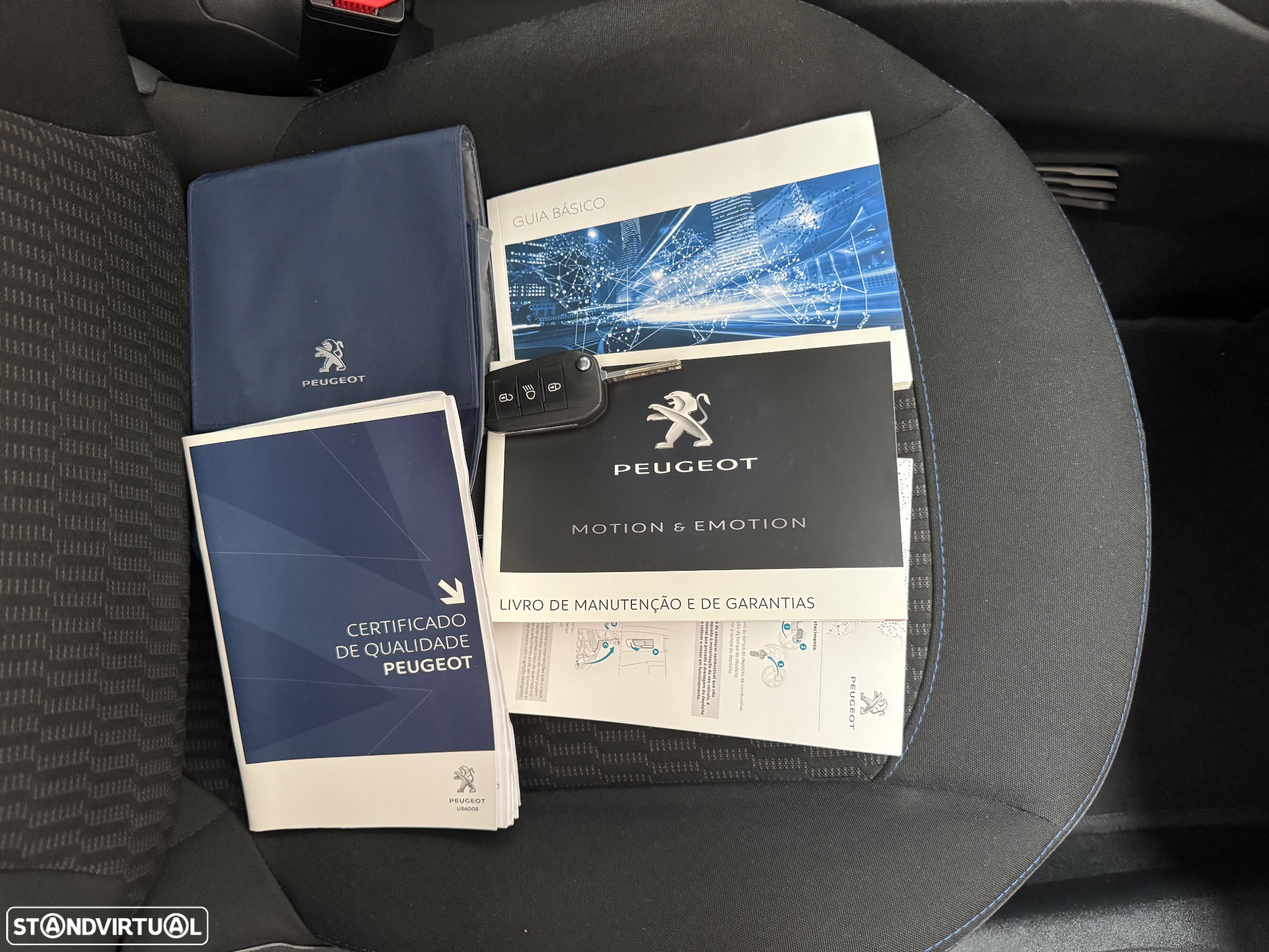 Peugeot 208 1.6 BlueHDi Style - 11