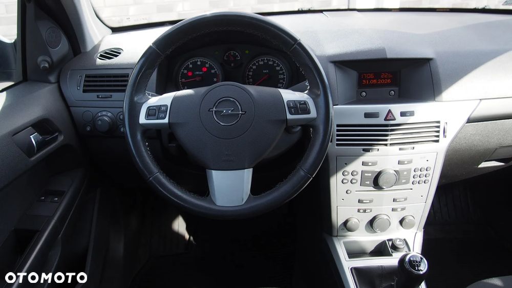 Opel Astra 1.6 Enjoy - 25